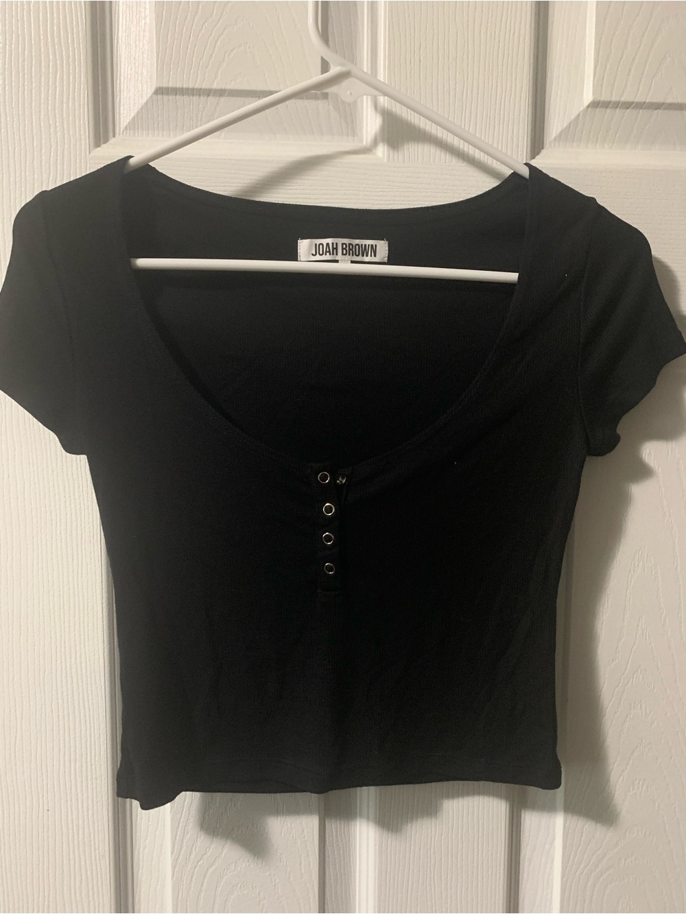 Joah Brown Black Scoop Neck Henley Crop Tee